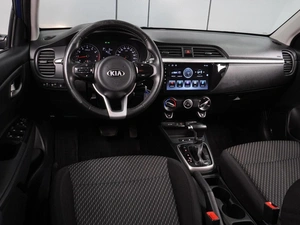 Седан Kia Rio 2018 года, 1219000 рублей, Воронеж