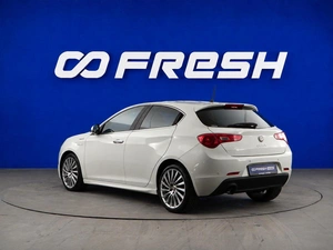 Хетчбэк Alfa Romeo Giulietta 2014 года, 1057077 рублей, Москва