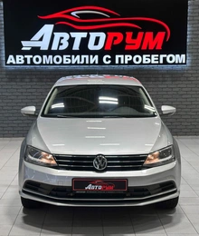 Седан Volkswagen Jetta 2017 года, 1247000 рублей, Красноярск