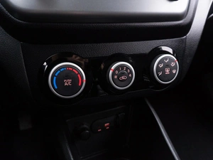 Седан Kia Rio 2016 года, 1099000 рублей, Саратов