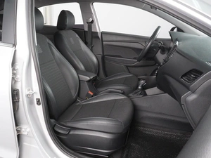 Седан Solaris HS 2024 года, 2220000 рублей, Красный Пахарь