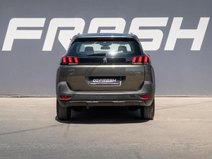 Внедорожник Peugeot 5008 2019 года, 1599000 рублей, Краснодар