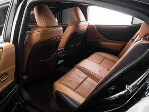 Седан Lexus ES 2019 года, 2949000 рублей, Тюмень