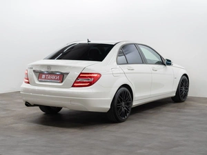 Седан Mercedes-benz C-класс 2011 года, 1400000 рублей, Красноярск
