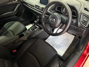 Хетчбэк Mazda Axela 2014 года, 1029000 рублей, Красноярск