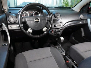 Седан Chevrolet Aveo 2011 года, 448000 рублей, Тверь