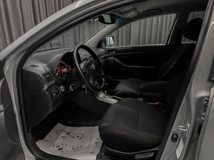 Универсал Toyota Avensis 2008 года, 835000 рублей, Ачинск
