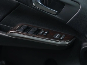 Седан Toyota Camry 2016 года, 2149000 рублей, Сургут