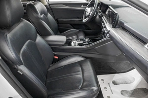 Седан Kia K5 2021 года, 2409000 рублей, Барнаул