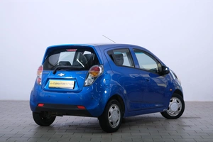 Хетчбэк Chevrolet Spark 2011 года, 439000 рублей, Омск