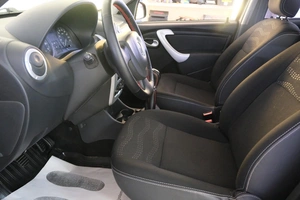 Хетчбэк Renault Sandero Stepway 2014 года, 799000 рублей, Омск
