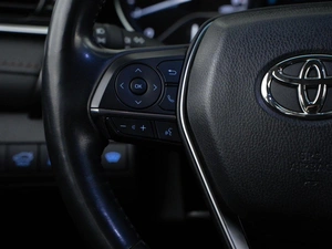 Седан Toyota Camry 2021 года, 3099055 рублей, Москва
