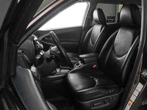 Внедорожник Toyota RAV4 2010 года, 1349000 рублей, Тюмень