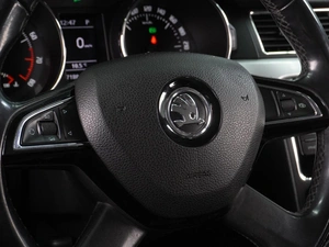 Лифтбек Skoda Superb 2013 года, 1222000 рублей, Воронеж