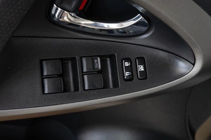 Внедорожник Toyota RAV4 2011 года, 1649000 рублей, Красноярск