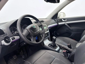 Лифтбек Skoda Octavia 2011 года, 849000 рублей, Орёл