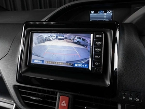 Минивэн Toyota Esquire 2019 года, 2449000 рублей, Тюмень