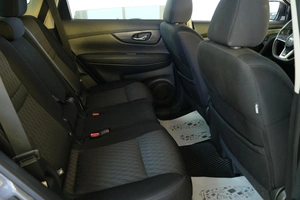 Внедорожник Nissan Rogue 2017 года, 1899000 рублей, Омск