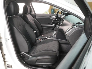 Хетчбэк Kia Ceed 2018 года, 1649000 рублей, Воронеж