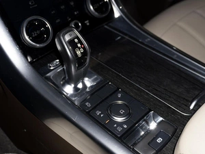 Внедорожник Land Rover Range Rover Sport 2018 года, 4950000 рублей, Санкт-Петербург