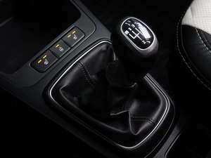 Хетчбэк Kia Rio X-Line 2018 года, 1449000 рублей, Воронеж
