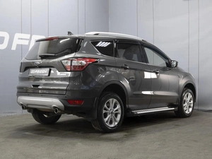 Внедорожник Ford Kuga 2017 года, 1280000 рублей, Омск