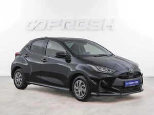 Хетчбэк Toyota Yaris 2021 года, 1224046 рублей, Москва