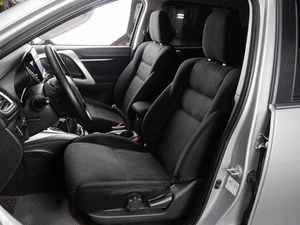 Внедорожник Mitsubishi Pajero Sport 2017 года, 2390000 рублей, Тюмень