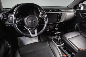 Седан Kia Rio 2020 года, 1589000 рублей, Сургут