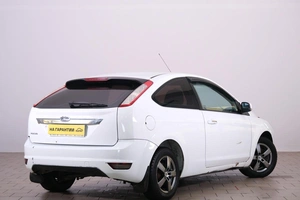Хетчбэк Ford Focus 2008 года, 349000 рублей, Омск
