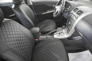 Седан Toyota Corolla 2007 года, 749000 рублей, Кемерово