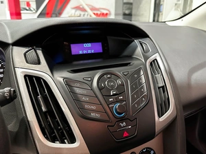 Универсал Ford Focus 2012 года, 997000 рублей, Красноярск