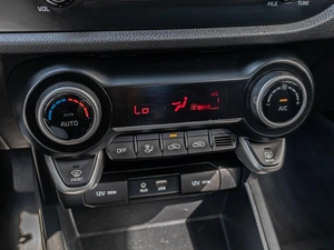 Седан Kia Rio 2019 года, 1210000 рублей, Краснодар