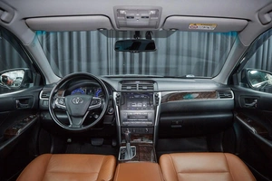 Седан Toyota Camry 2016 года, 2350000 рублей, Красноярск