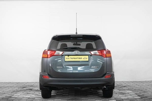Внедорожник Toyota RAV4 2015 года, 1979000 рублей, Кемерово