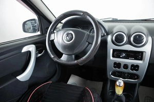Хетчбэк Renault Sandero 2012 года, 649000 рублей, Пермь