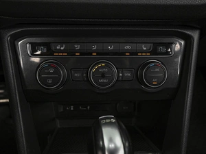 Внедорожник Volkswagen Tiguan 2017 года, 1748000 рублей, Ставрополь