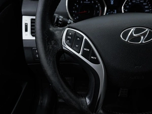 Седан Hyundai Elantra 2011 года, 850000 рублей, Ставрополь