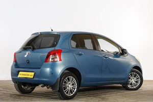 Хетчбэк Toyota Yaris 2006 года, 699000 рублей, Тюмень