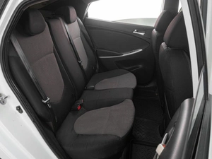 Седан Hyundai Solaris 2013 года, 829000 рублей, Тюмень