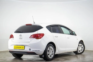 Хетчбэк Opel Astra 2012 года, 559000 рублей, Оренбург