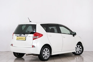 Хетчбэк Subaru Trezia 2011 года, 859000 рублей, Красноярск