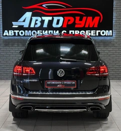 Внедорожник Volkswagen Touareg 2016 года, 2697000 рублей, Красноярск