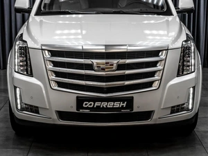 Внедорожник Cadillac Escalade 2016 года, 3645000 рублей, Тюмень