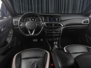 Хетчбэк Infiniti Q30 2017 года, 3099000 рублей, Тюмень