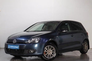 Хетчбэк Volkswagen Golf 2012 года, 839000 рублей, Челябинск