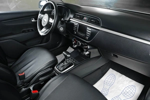 Седан Kia Rio 2018 года, 1759000 рублей, Тюмень