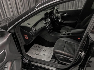 Универсал Mercedes-benz CLA-класс 2016 года, 1500000 рублей, Красноярск