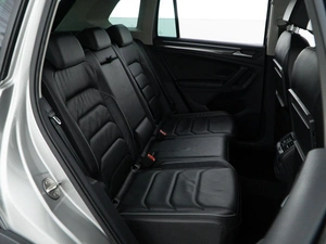 Внедорожник Volkswagen Tiguan 2018 года, 2613040 рублей, Москва