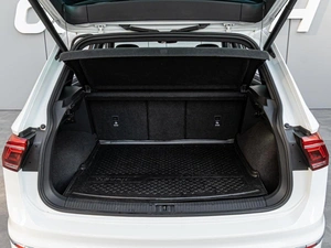 Внедорожник Volkswagen Tiguan 2021 года, 3898000 рублей, Краснодар